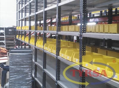 Fabricación de racks y estantes