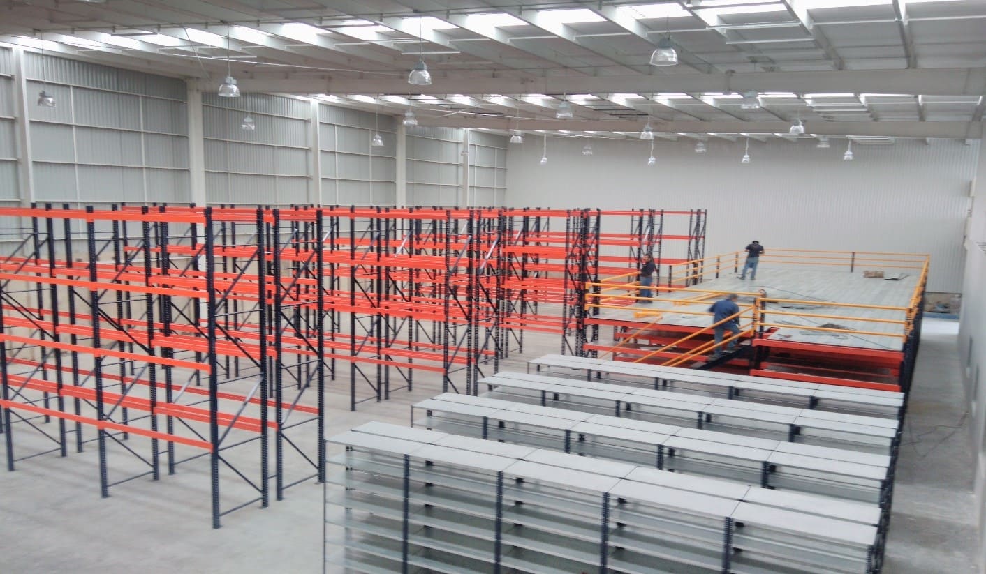 Racks y Estantes para Almacenamiento